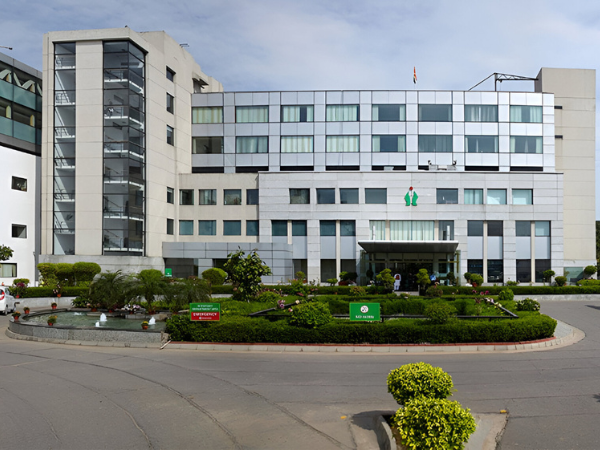 Fortis Escorts Heart Institute